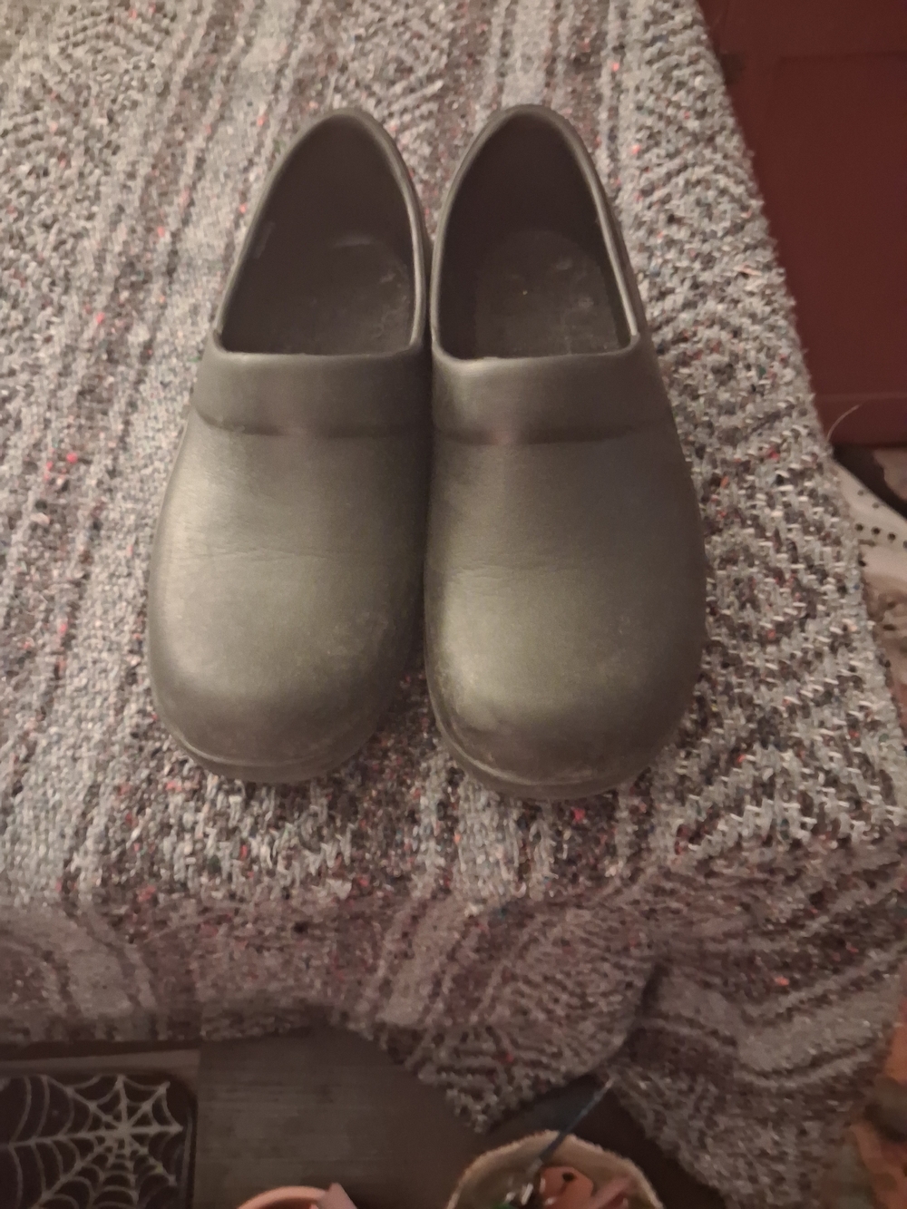 CROCS Womans Black Slip-On Clog Shoes - Comfortable Everyday Wear